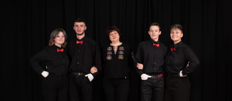 Молодіжний естрадний колектив «Сміхотворики»