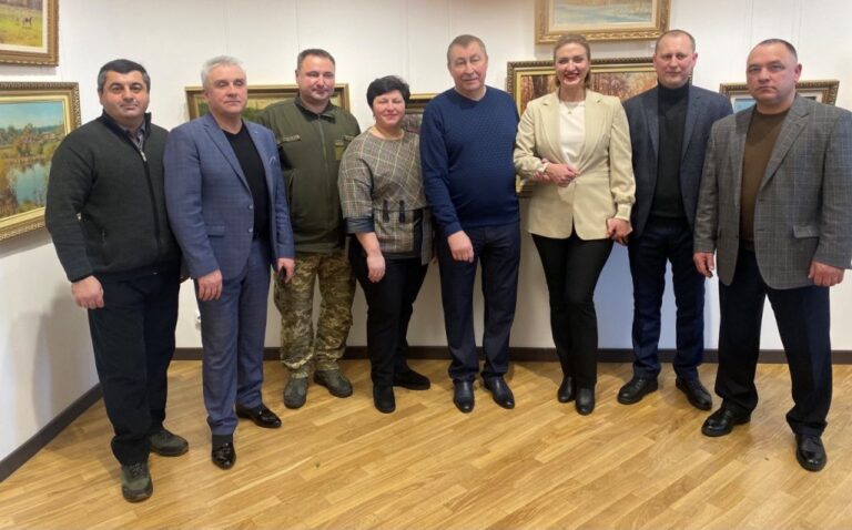 Наша земля дає нам силу