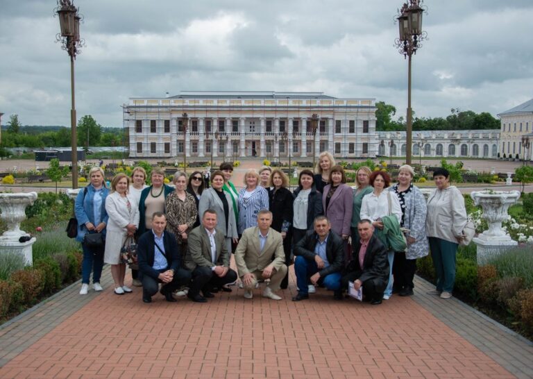 Обласне методичне об’єднання методистів та голів ОМО